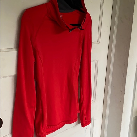 Impact jogging top - Picture 2 of 4